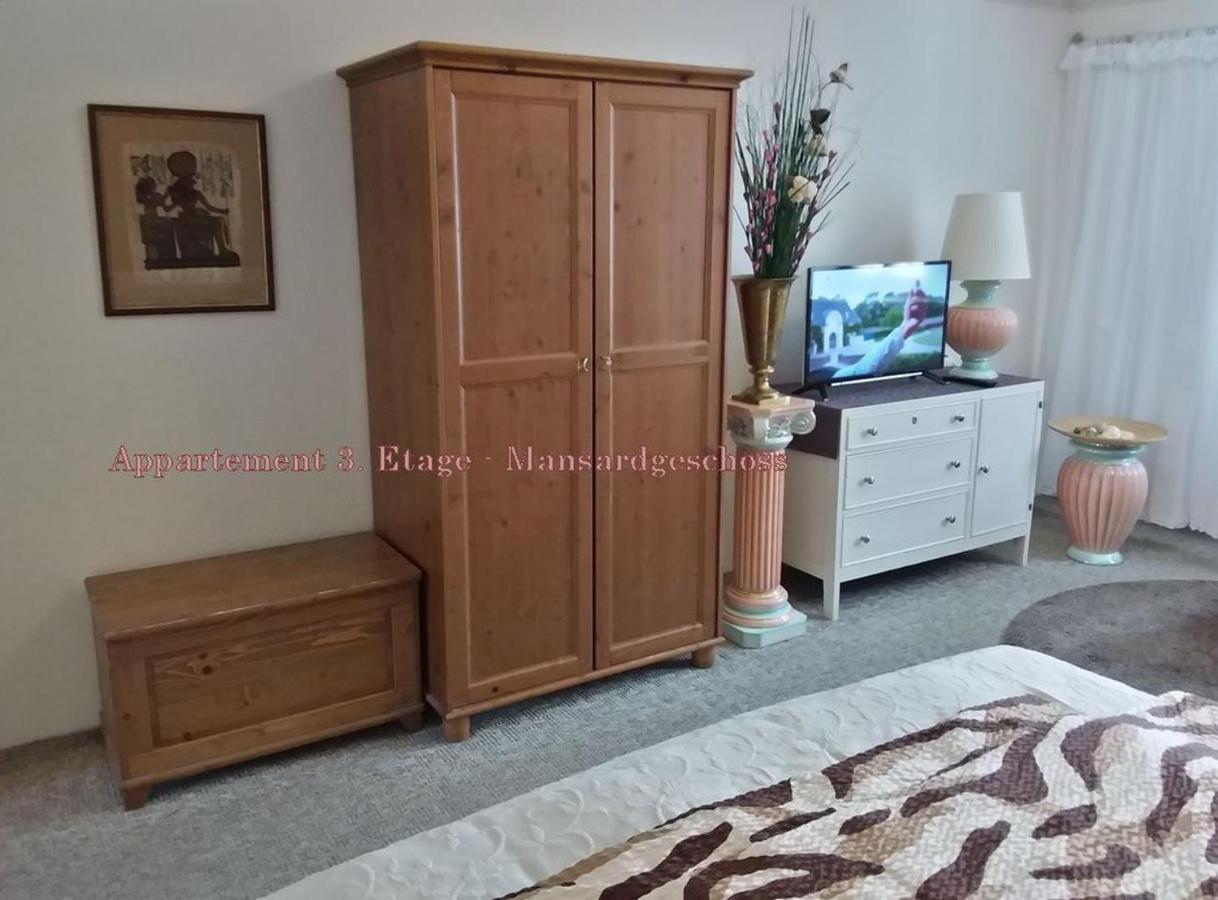 City-Ferienwohnungen-Dresden - Zentral Gelegen Im Haus Louisenstrasse 11 - Dresden-Neustadt Extérieur photo