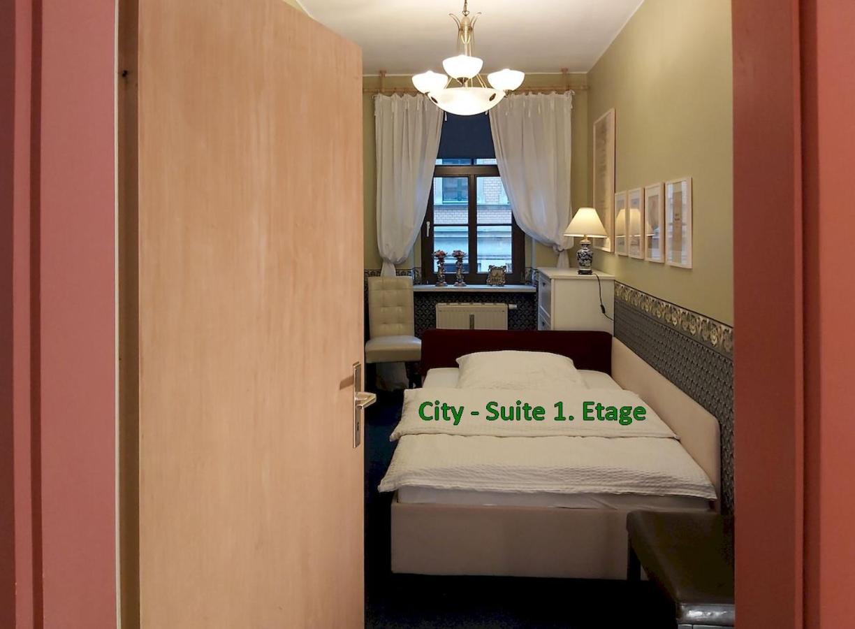 City-Ferienwohnungen-Dresden - Zentral Gelegen Im Haus Louisenstrasse 11 - Dresden-Neustadt Extérieur photo